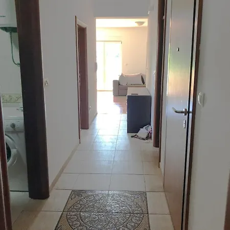 شقة Medea 2 بودغوريتْسا